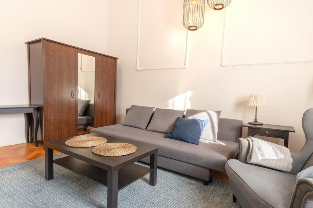 Wyjatkowy Apartament Na Rynku Βρότσλαβ Εξωτερικό φωτογραφία